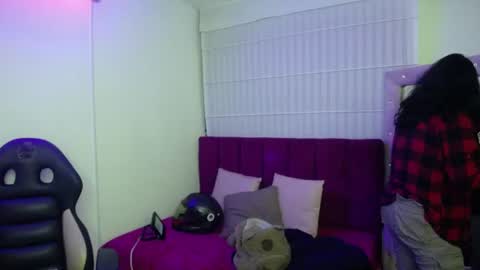 andy_eagleton_20 online show from July 5, 4:40 am