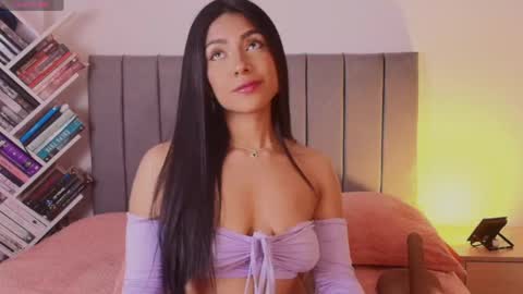 andy_saenz13 online show from April 16, 10:12 pm