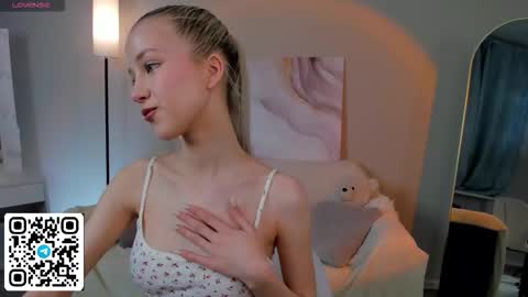 Anelly online show from February 18, 10:36 am