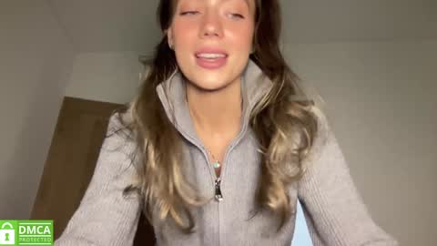 Snapshot of angel_from_sky chatting on October 13, 1:47 pm Greetings Jess online show from October 13, 1:47 pm