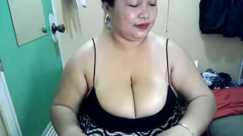 angel_fuckxx6969 online show from May 13, 1:22 am