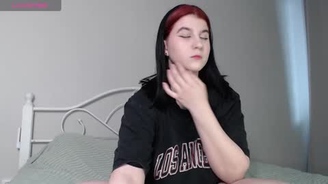 Angel online show from December 6, 8:15 am