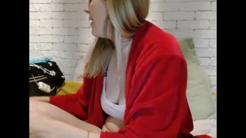 ANGEL online show from December 16, 5:08 pm