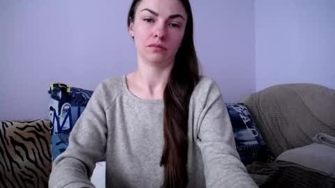 Zoe online show from April 14, 8:47 am