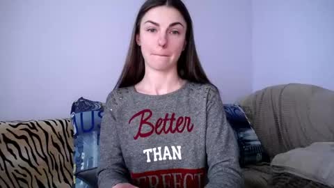 Zoe online show from April 24, 12:30 pm