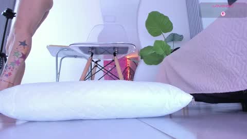 Snapshot of angela_donnato chatting on September 27, 4:08 am A N G E LA. online show from September 27, 4:08 am