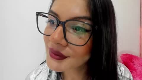 Snapshot of angela_lia_ chatting on March 11, 3:34 pm Angela online show from March 11, 3:34 pm