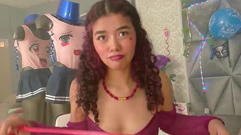 Angela online show from October 8, 1:15 pm