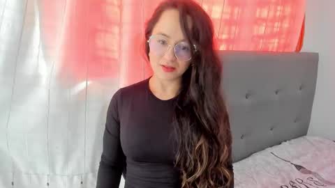 angela_nix online show from September 20, 5:11 pm