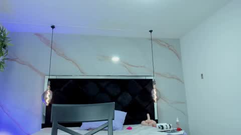 ANGELA online show from September 19, 1:21 pm