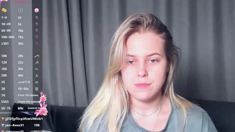 Darsi Anty online show from November 8, 4:34 pm