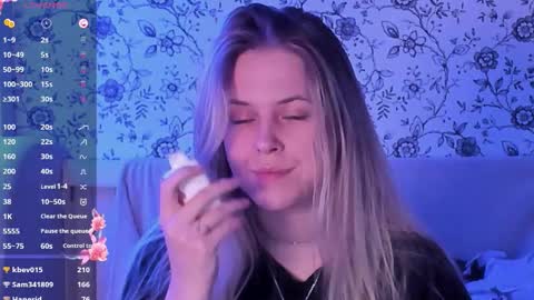 Darsi Anty online show from January 19, 3:30 pm