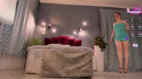 Angela online show from May 10, 4:53 pm
