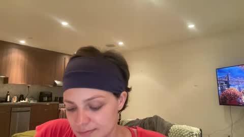 angeleleven11 online show from September 21, 3:16 am