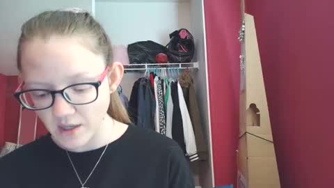 AngelicAngel online show from February 11, 6:20 pm