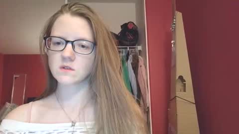 AngelicAngel online show from March 28, 6:35 am