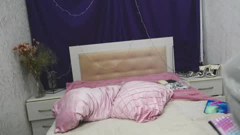 Angelika Rouge online show from February 19, 4:11 pm