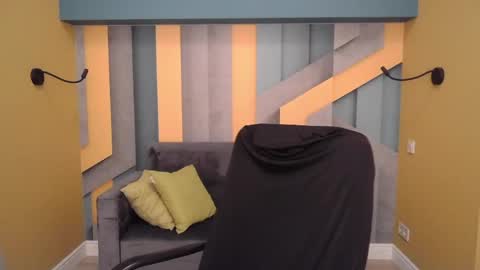 AngelinaLow online show from April 13, 11:22 am