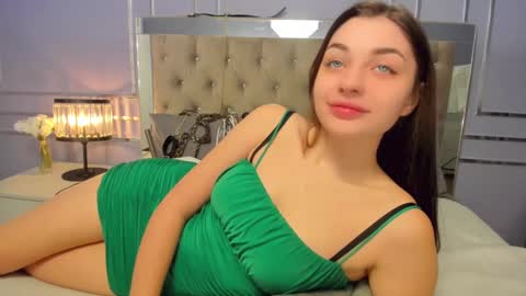 Angelina online show from February 6, 6:40 am