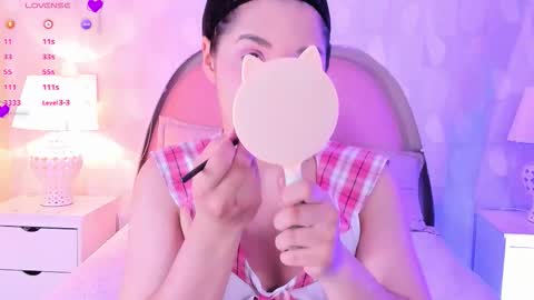 angeline online show from March 26, 12:29 pm