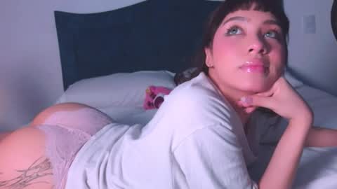 Angelinhaa  online show from March 29, 3:27 am