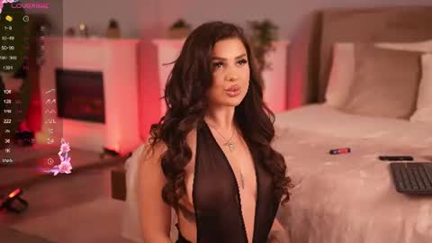 angelinnaxo online show from July 8, 9:33 am