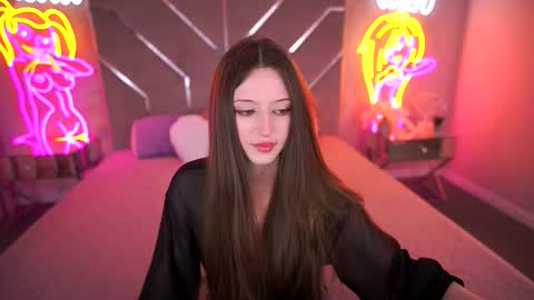 Snapshot of angellblush chatting on October 20, 1:25 pm AngelBlush online show from October 20, 1:25 pm