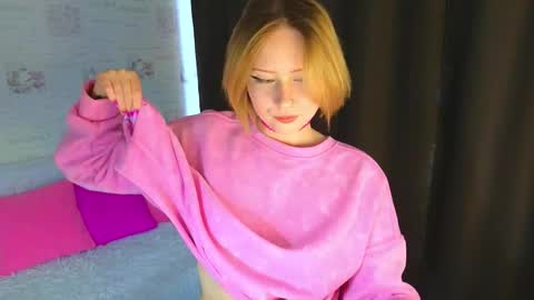 Cutie online show from October 16, 6:27 am