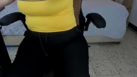 ANGIE online show from December 19, 2:31 pm