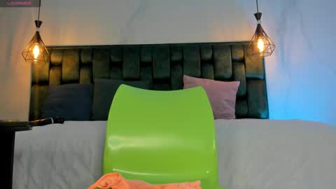 ANGIE online show from September 14, 3:54 pm