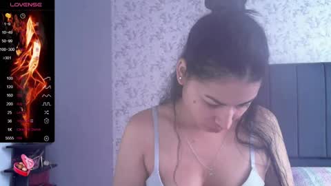 Snapshot of angiebaxter chatting on March 2, 4:14 pm Angiebaxt online show from March 2, 4:14 pm