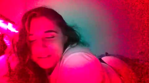 angilina007 online show from June 1, 10:43 pm