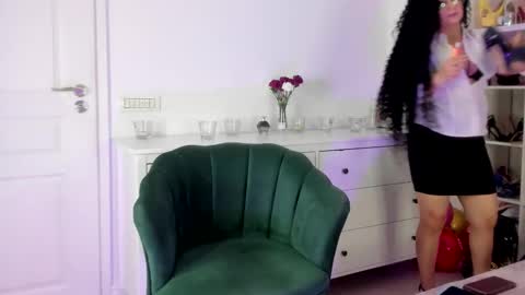 Snapshot of anissia_teaser chatting on September 15, 4:21 am anissia teaser online show from September 15, 4:21 am