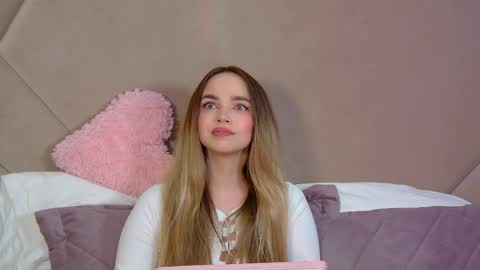 AnitaVenture online show from April 4, 4:28 pm