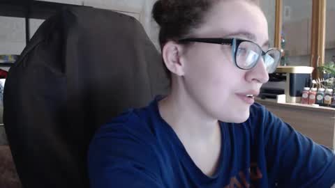 Snapshot of ankey_rayah chatting on January 27, 9:33 pm Nameless online show from January 27, 9:33 pm