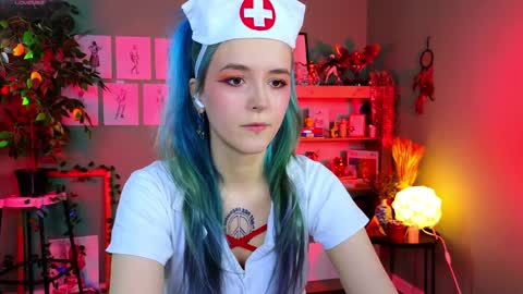 Violett online show from February 6, 4:36 pm