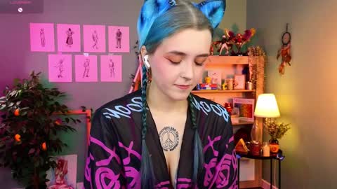 Violett online show from January 27, 4:33 pm