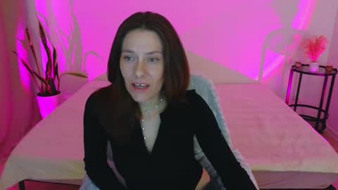 annaabels online show from October 6, 7:51 pm