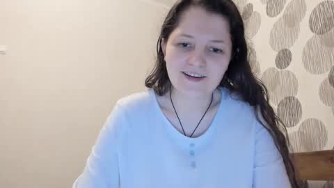 annaahcharm online show from April 17, 6:10 pm