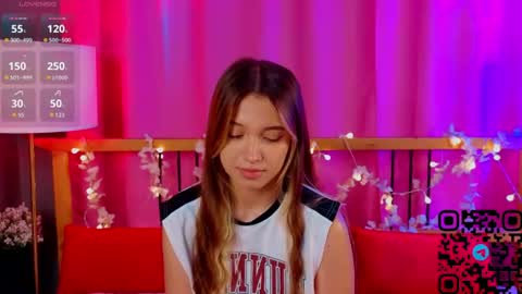 Anna online show from July 8, 8:27 am