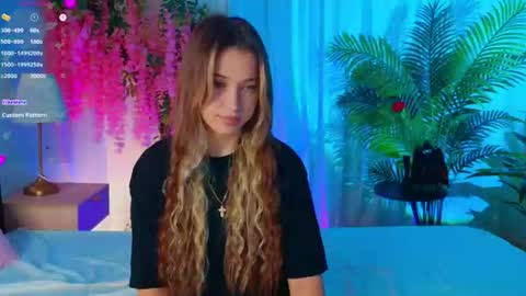 Anna online show from July 17, 7:24 am