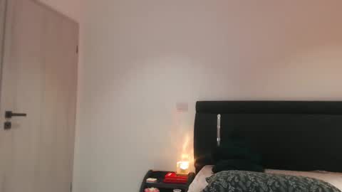 annaevv online show from March 2, 5:08 am