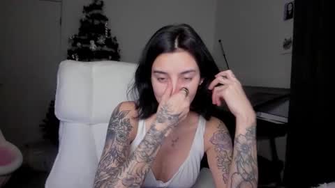 Anna Forevers online show from December 23, 2:15 am