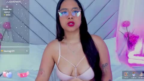 Snapshot of annaqueen_ chatting on January 25, 4:31 pm Anna online show from January 25, 4:31 pm