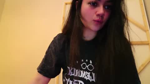 meow online show from May 15, 4:49 am