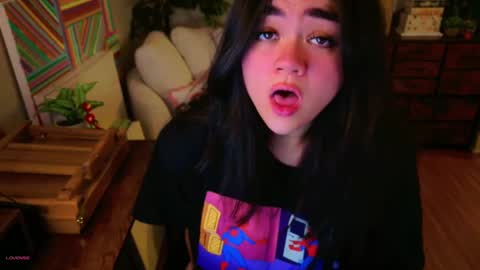Snapshot of annatigarr chatting on March 8, 6:41 am meow online show from March 8, 6:41 am