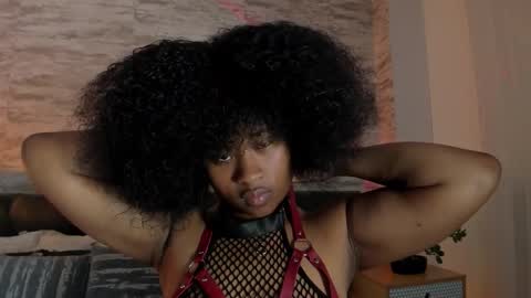 Anneth online show from November 27, 8:01 pm