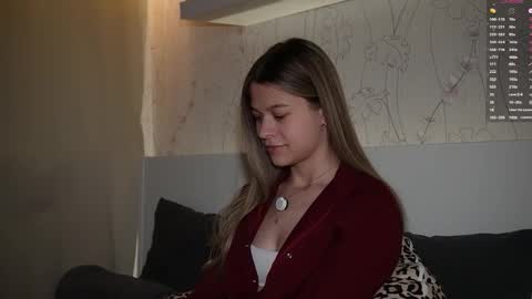 Anne online show from December 15, 8:47 pm