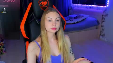 Annie online show from July 4, 12:17 am