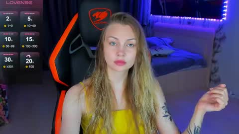 Annie online show from July 8, 8:55 pm